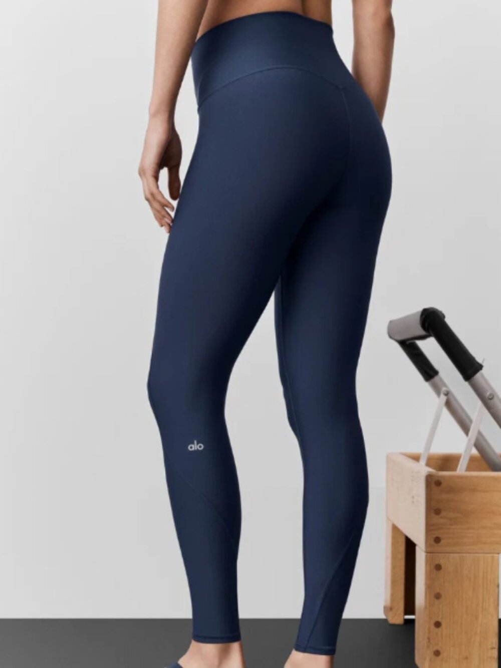 ALO Yoga High-Waist Airlift 7/8 Legging Navy S M L NWT